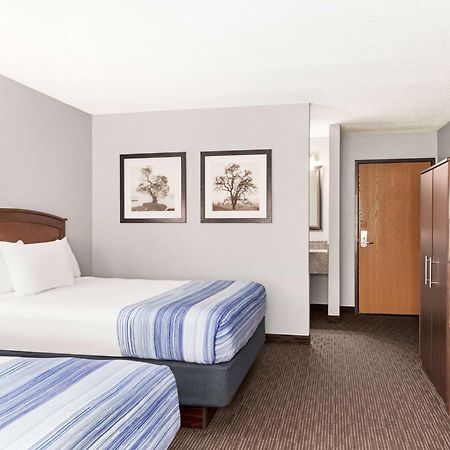 Americinn By Wyndham Fergus Falls Conference Center Dış mekan fotoğraf