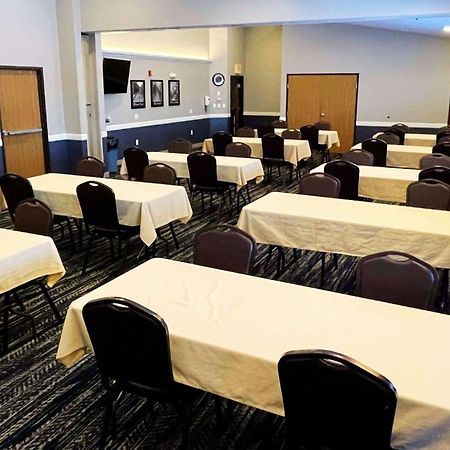 Americinn By Wyndham Fergus Falls Conference Center Dış mekan fotoğraf