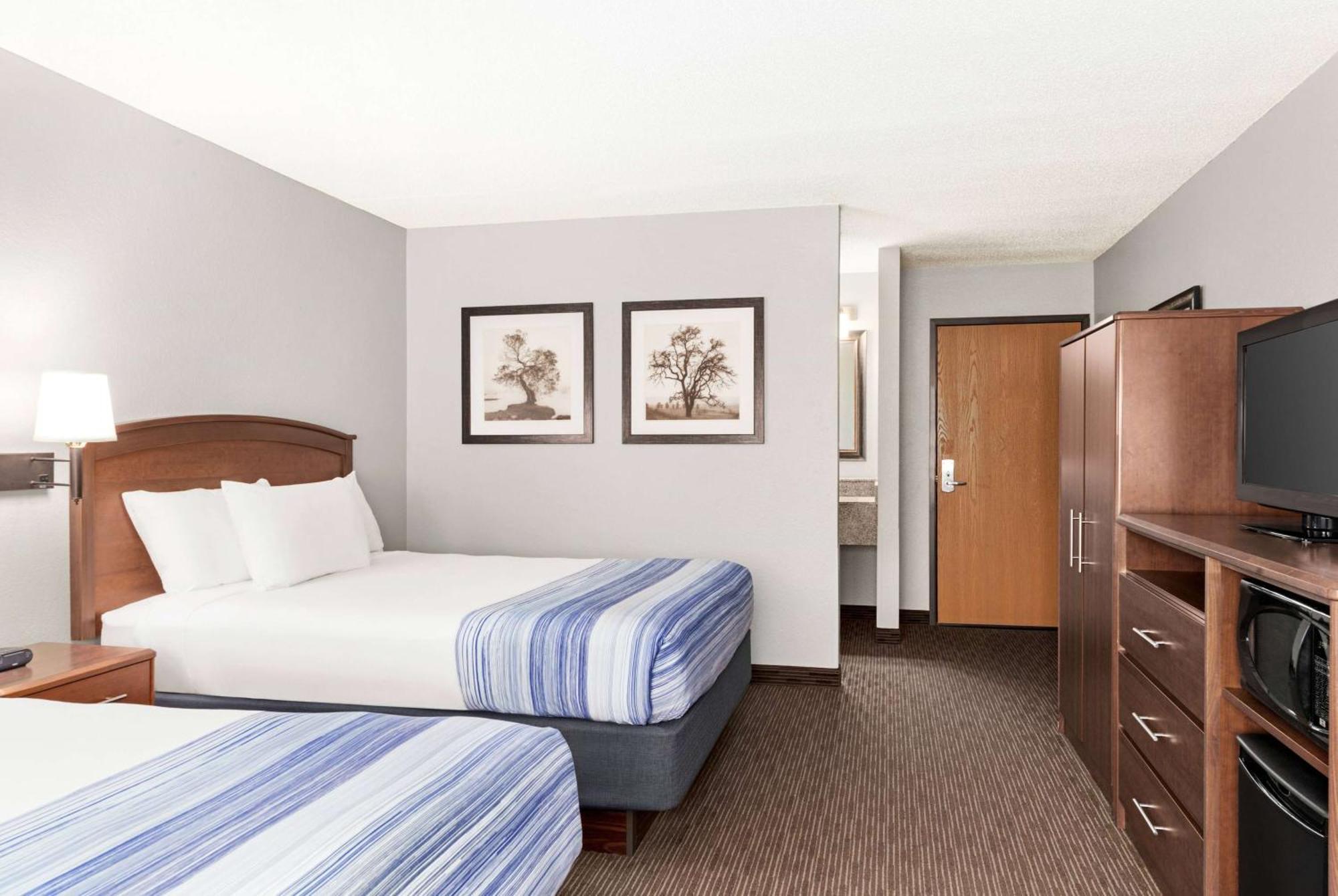Americinn By Wyndham Fergus Falls Conference Center Dış mekan fotoğraf